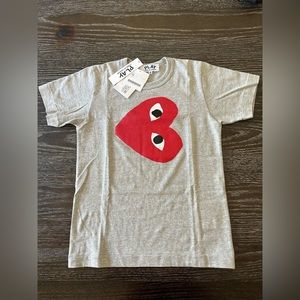 NWT Comme des Garçons gray 100% cotton rotated heart t shirt
